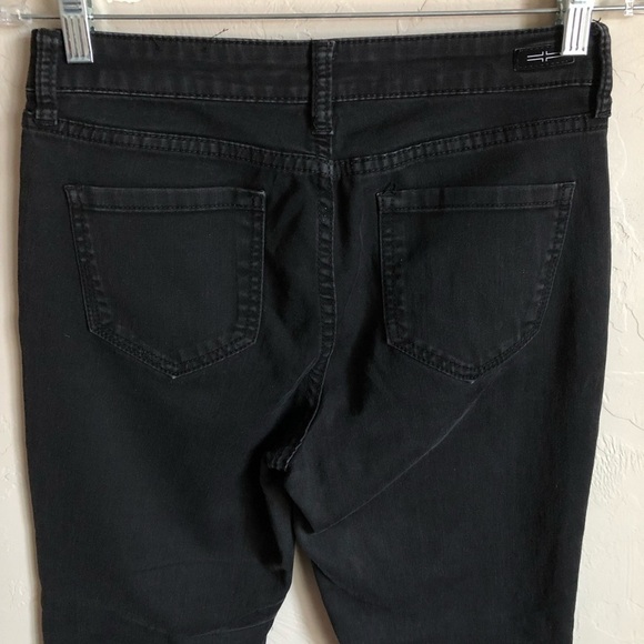 Liverpool Sadie Straight Faded Black Jeans - Picture 11 of 13